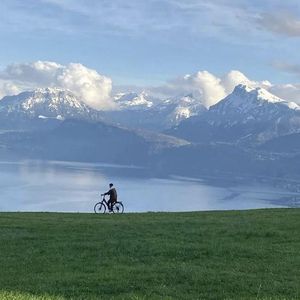 抱着亲妺疯狂做爰
